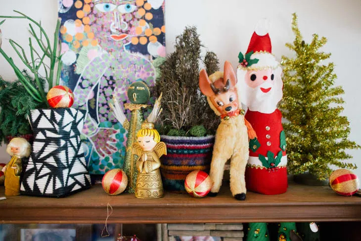 Two Simple Rules for Decluttering Your Holiday Decorations | Apartment  Therapy