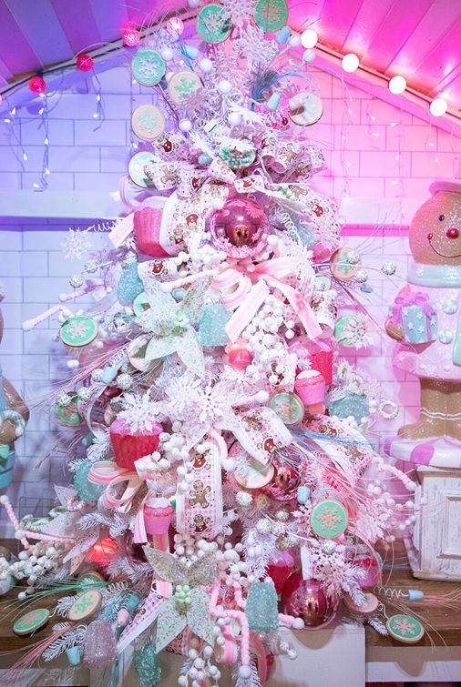 Using Gorgeous Pastel Flowers in Your Christmas Tree Designs - Decorator's  Warehouse