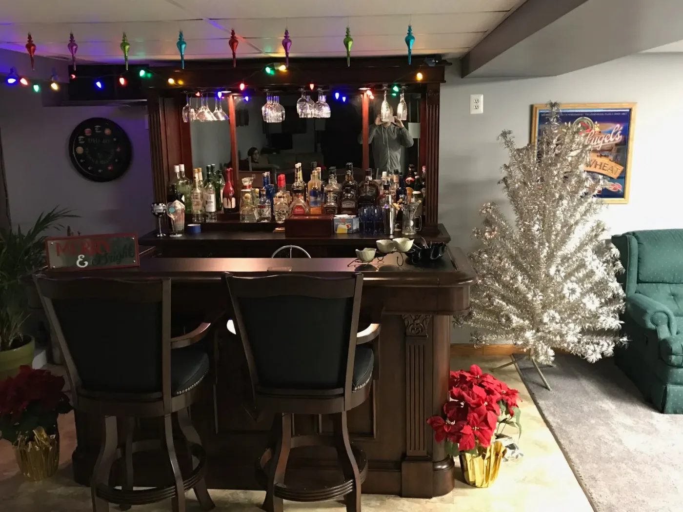 Vintage Aluminum Christmas Tree: A Feminist Perspective on a Mid-Century  Icon | hystorias