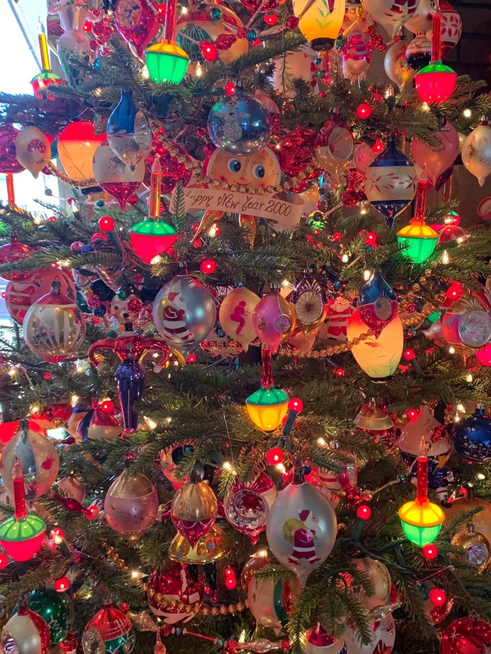 vintage christmas ornaments | THE CAVENDER DIARY