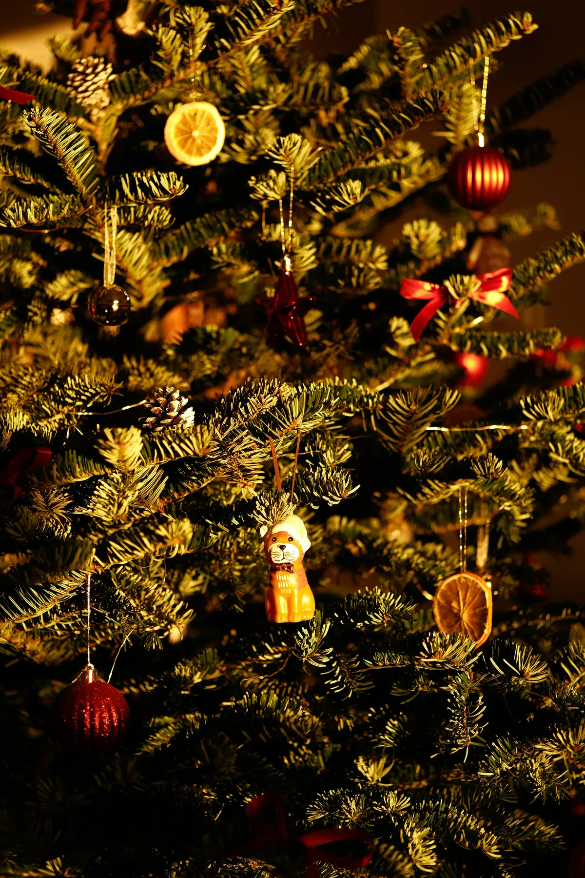 vintage decorations on the Christmas tree