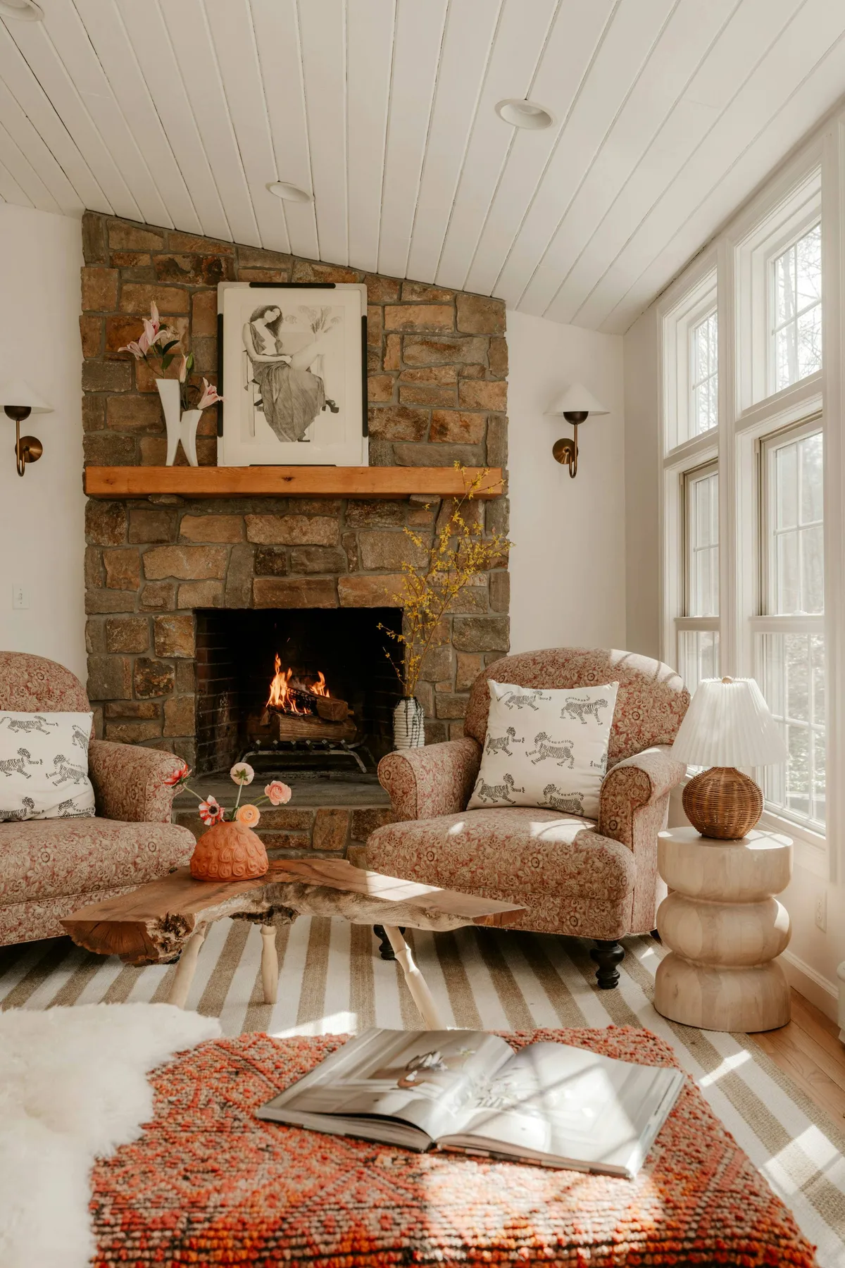 What Is the 'Soft Summer' Decor Trend? - Dengarden