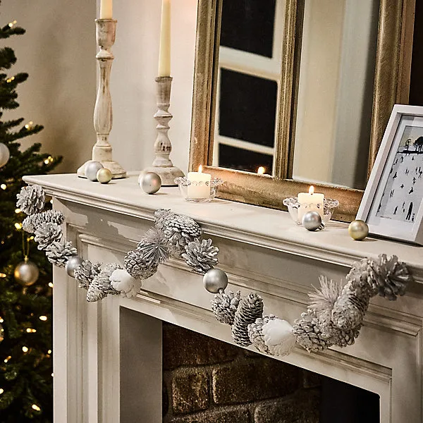 White Frosted Xmas Table Decoration Christmas Garland 1.2m