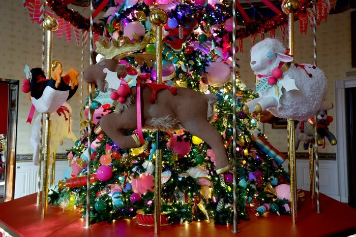 White House 2024 Christmas decorations by Glitterville of Knoxville