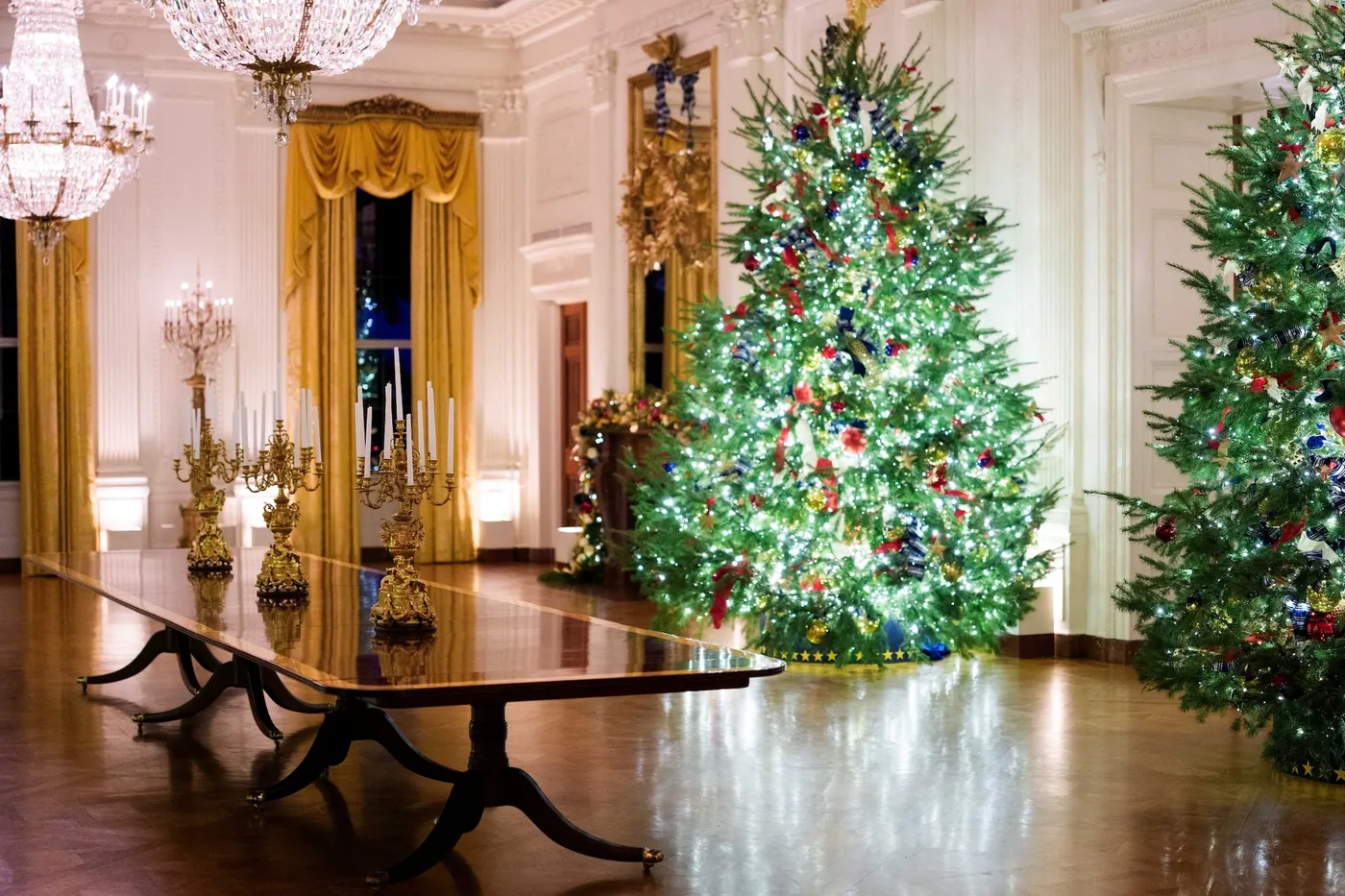 White House unveils Christmas decor, including painting of Trump moments  after being shot - December 1, 2025 | Reuters