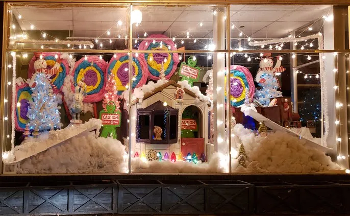 WINDOW DRESSING - Great Bend Tribune