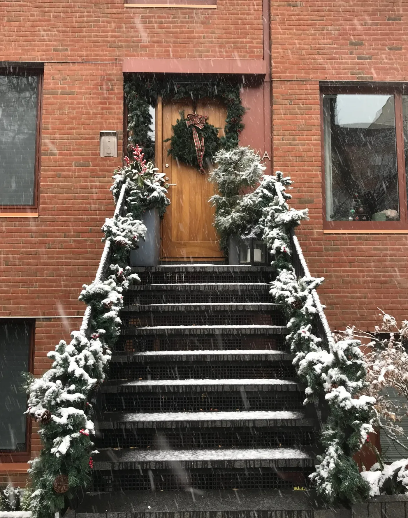 Winter Stoops: Festive Holiday Homes — ariel loves