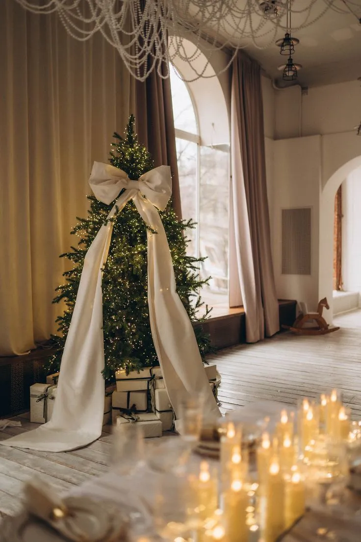 XXL Ribbon Bows on the Christmas Tree: How to Style the Trend | Sapins.be